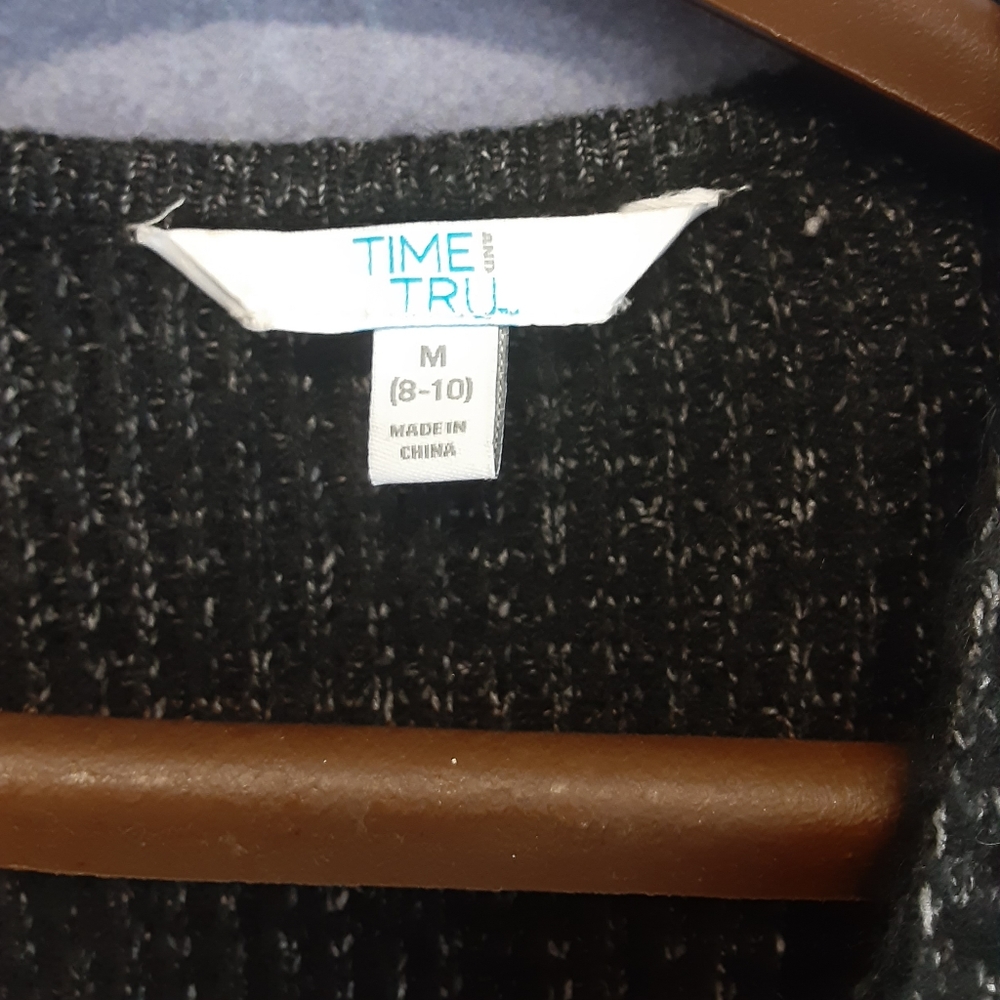 DONATED Black cardigan - Picture 2 of 5